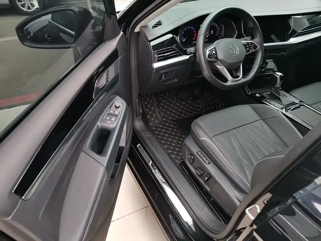 Volkswagen Passat — фото 3