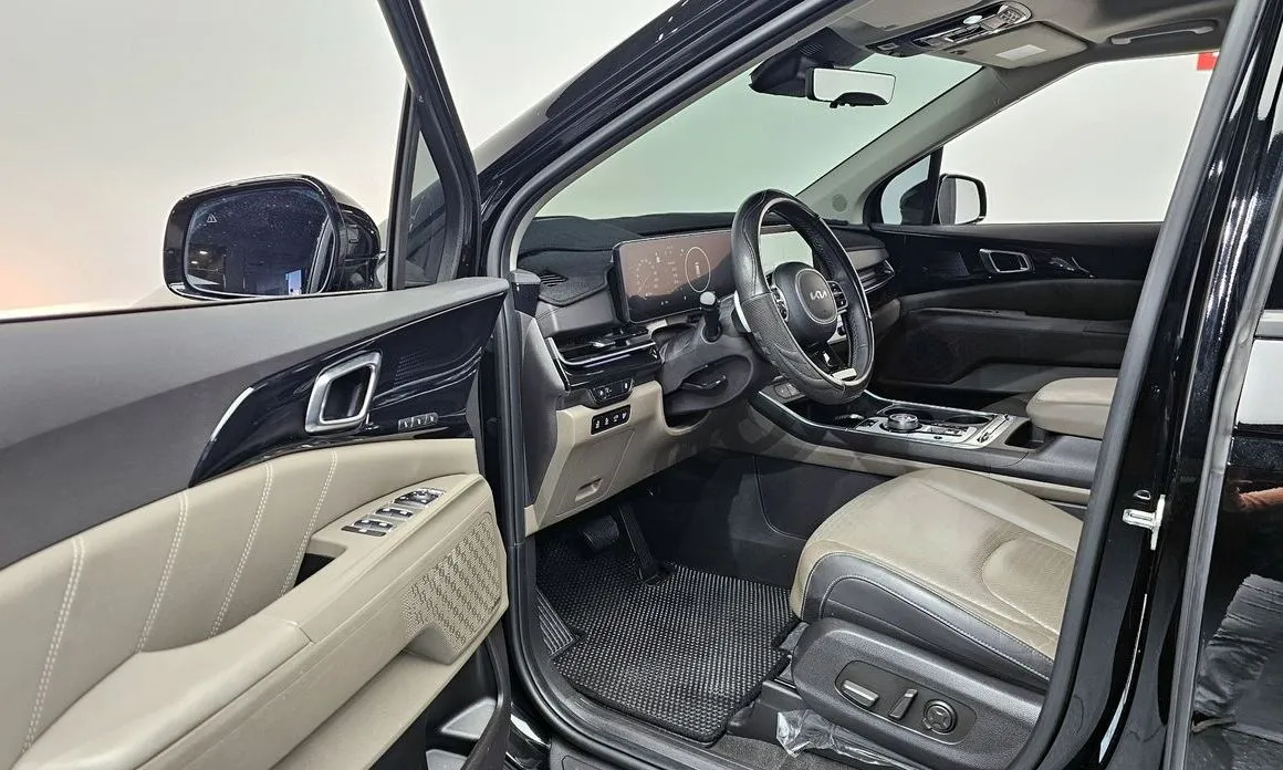 Kia Carnival — фото 10