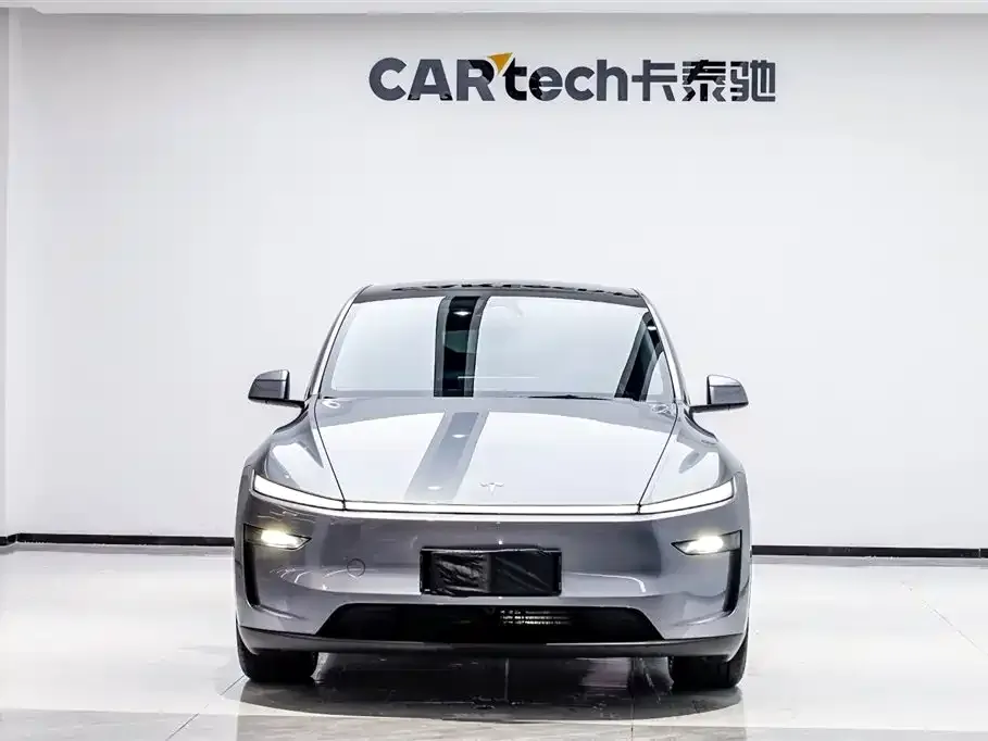 Tesla Model Y 2025 из CN, фото 3