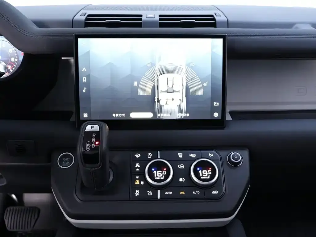 Land Rover Defender 2022 из CN, фото 2