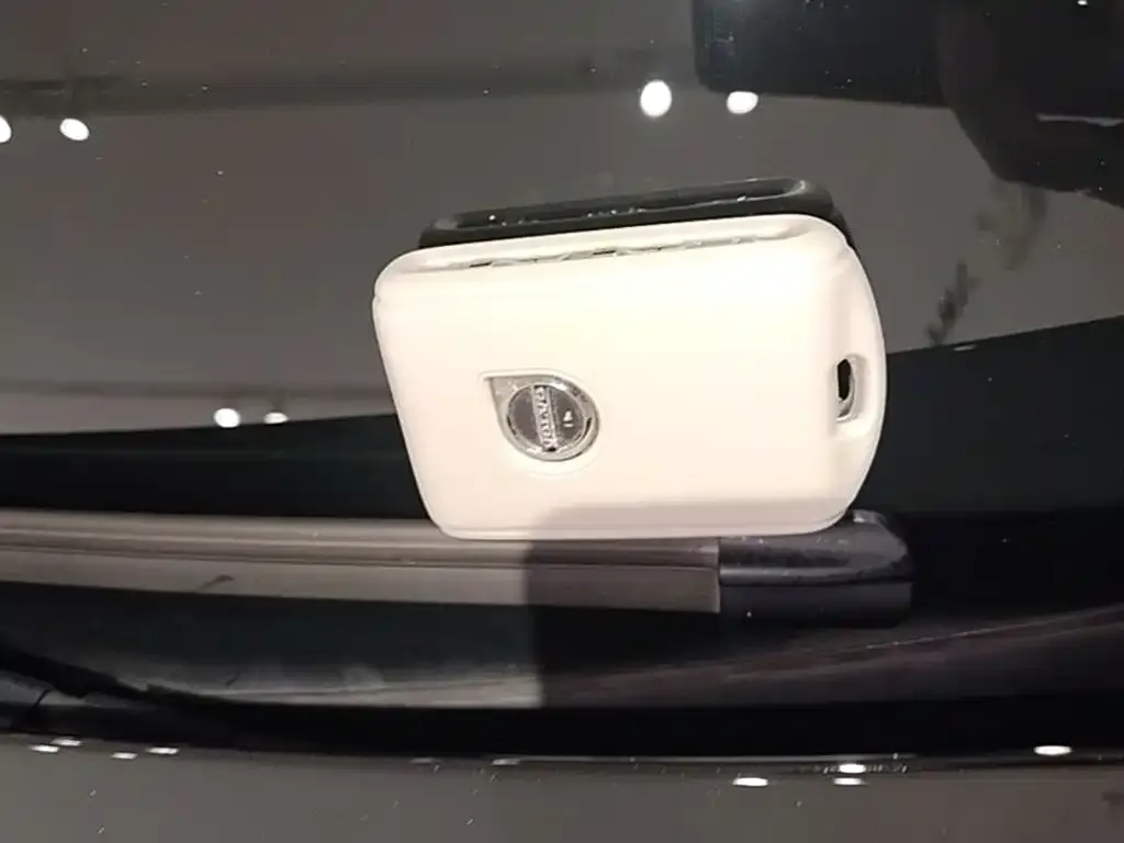 Volvo XC60 2024 из CN, фото 4