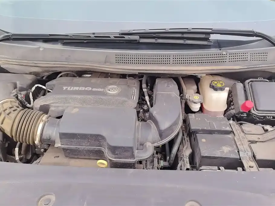 Buick GL8 2023 из CN, фото 7