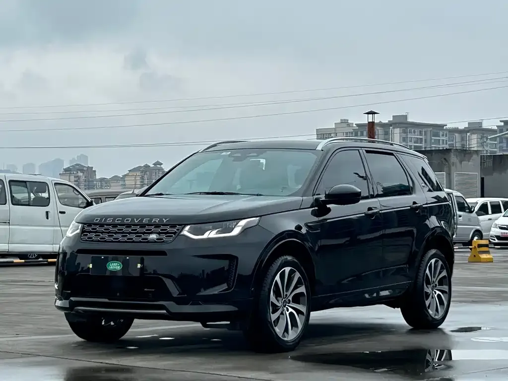Land Rover Discovery Sport — фото 1