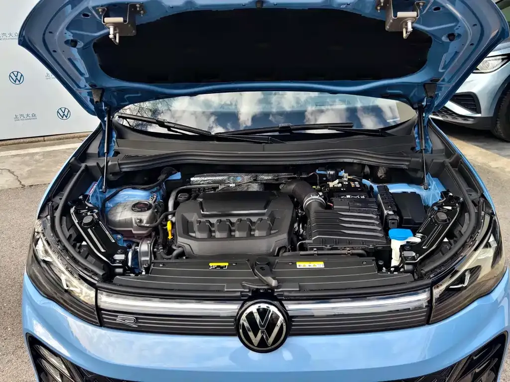 Volkswagen Tiguan L 2024 из CN, фото 6