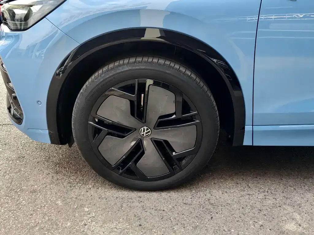 Volkswagen Tiguan L 2024 из CN, фото 7