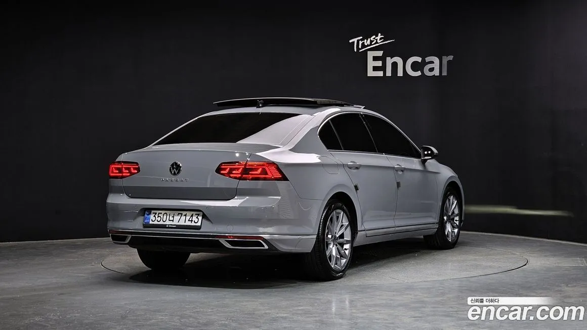 Volkswagen Passat — фото 5