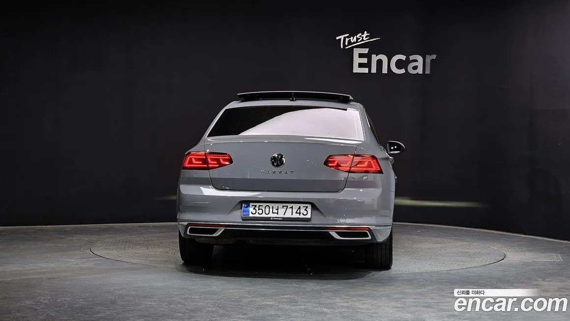 Volkswagen Passat — фото 2