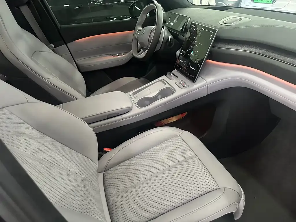 NIO EC6 2024 из CN, фото 8