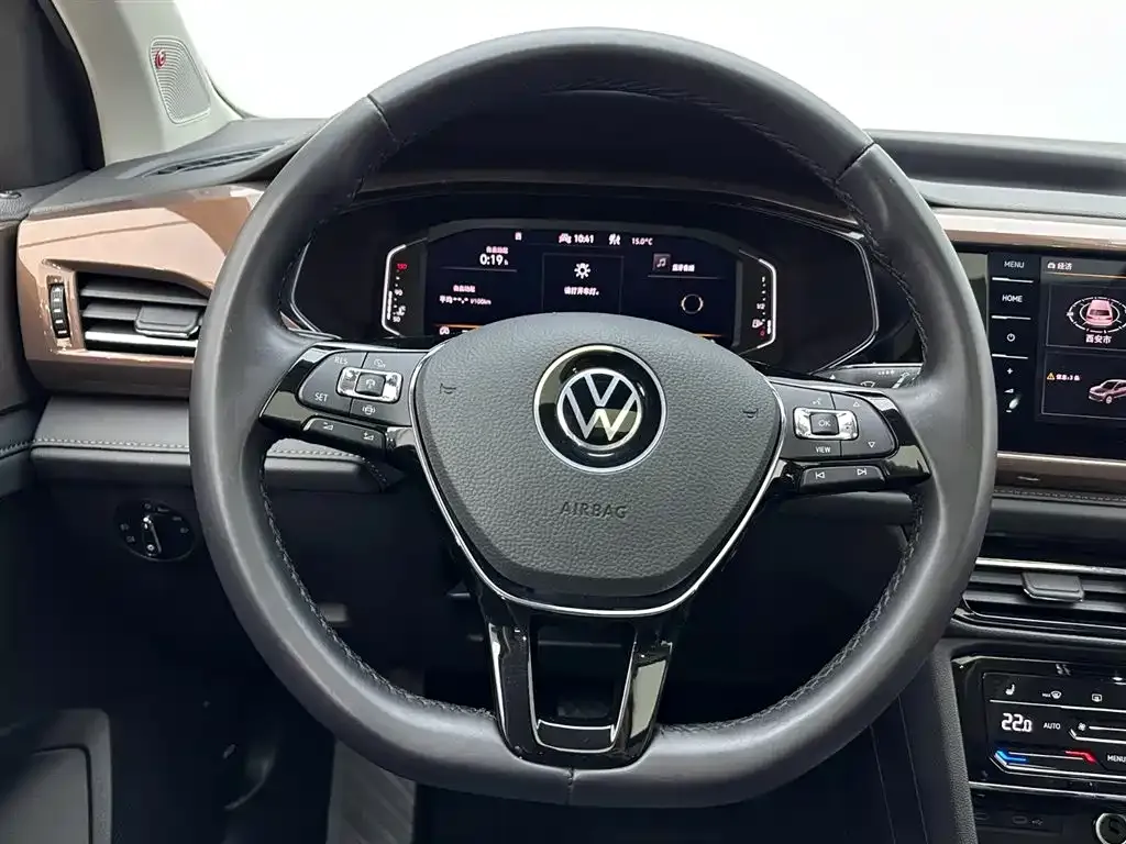 Volkswagen Tharu — фото 7