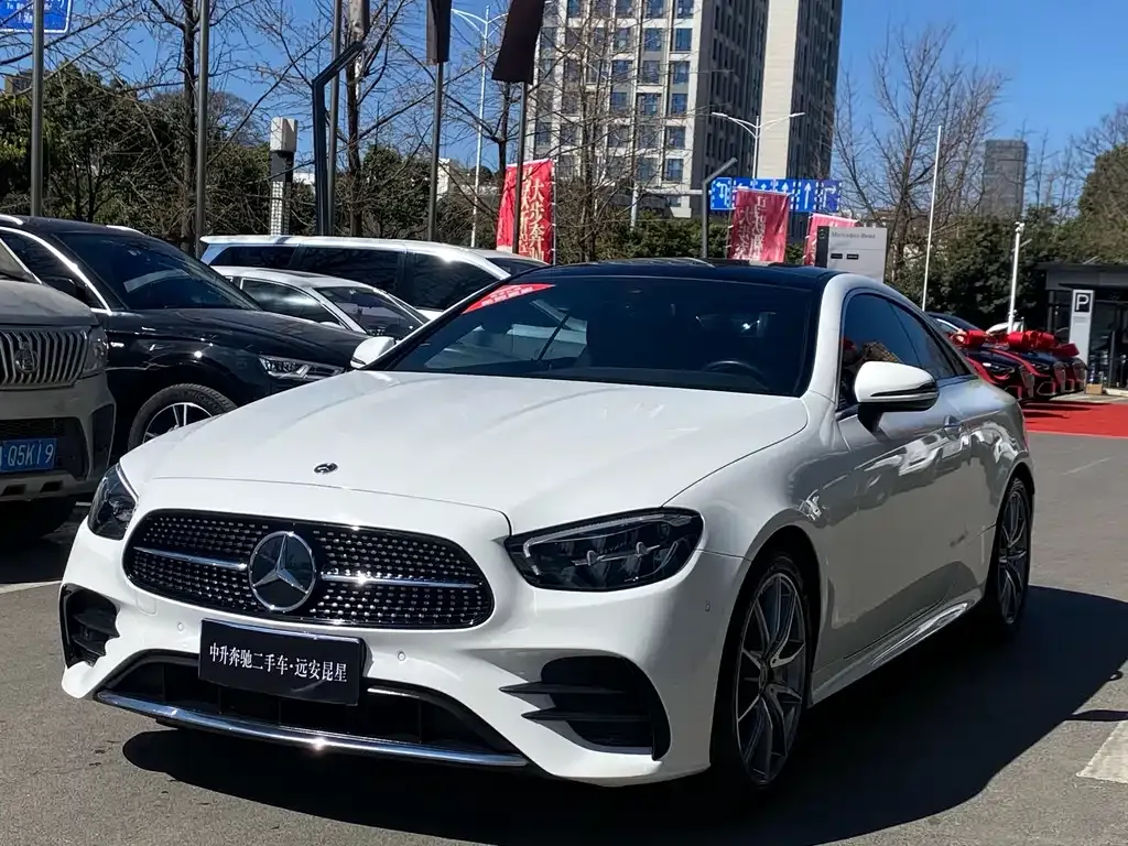 Mercedes-Benz E-Class (Import) — фото 9