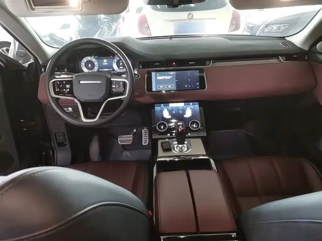 Land Rover Evoque — фото 6