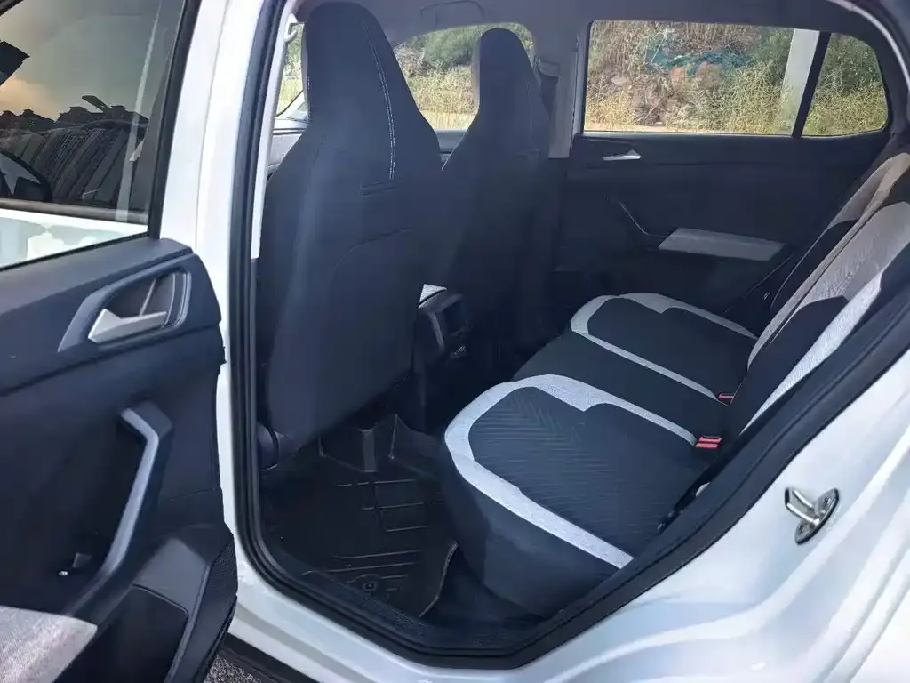 Volkswagen Tharu 2024 из CN, фото 7