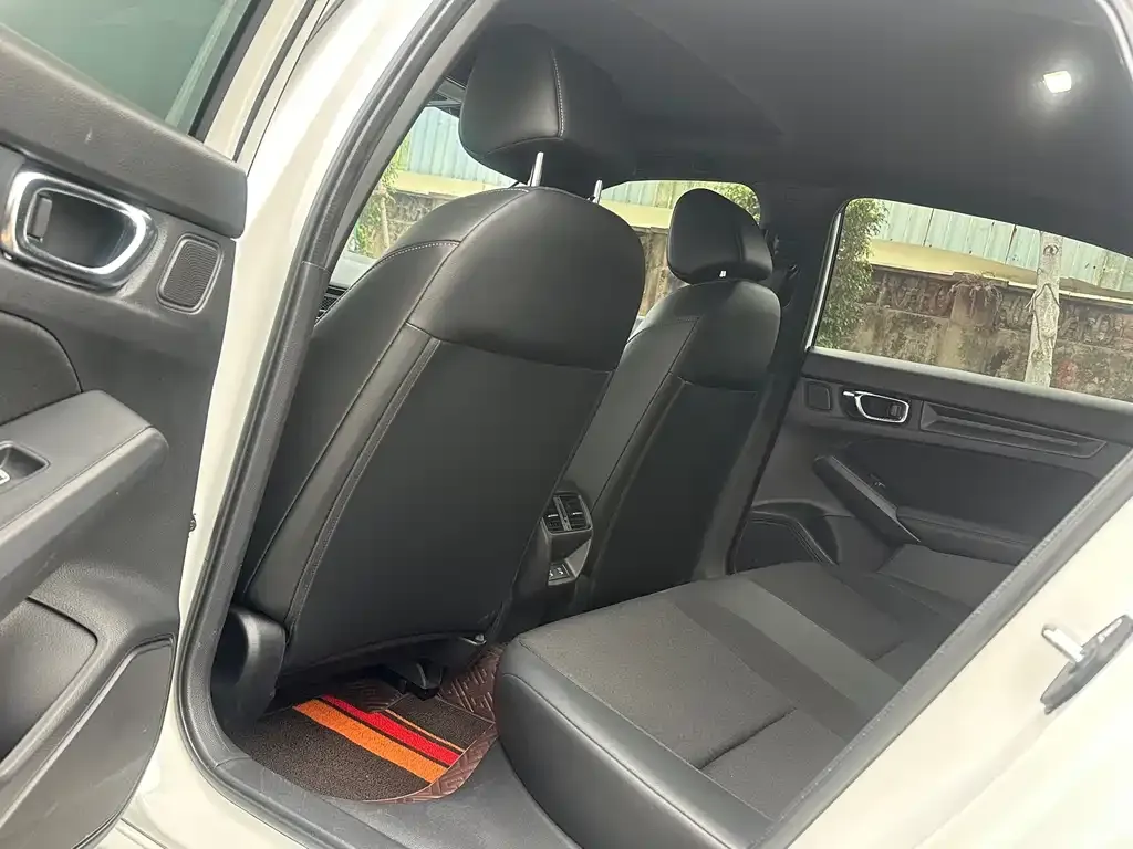 Honda Civic — фото 2