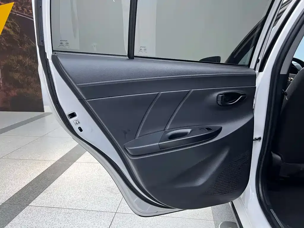 Toyota Yaris L 2022 из CN, фото 3
