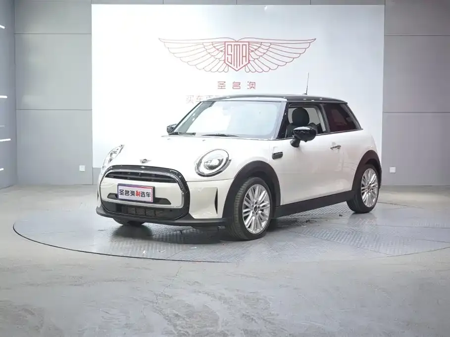 MINI Cooper (3-door) — фото 1