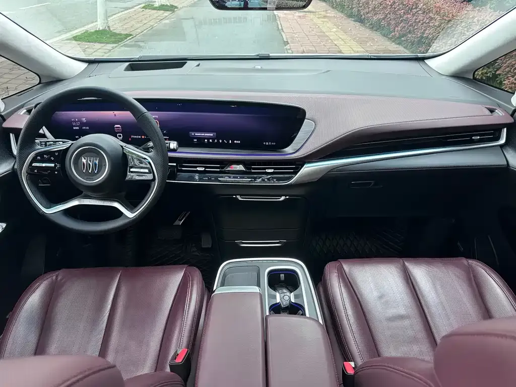 Buick Century 2023 из CN, фото 5