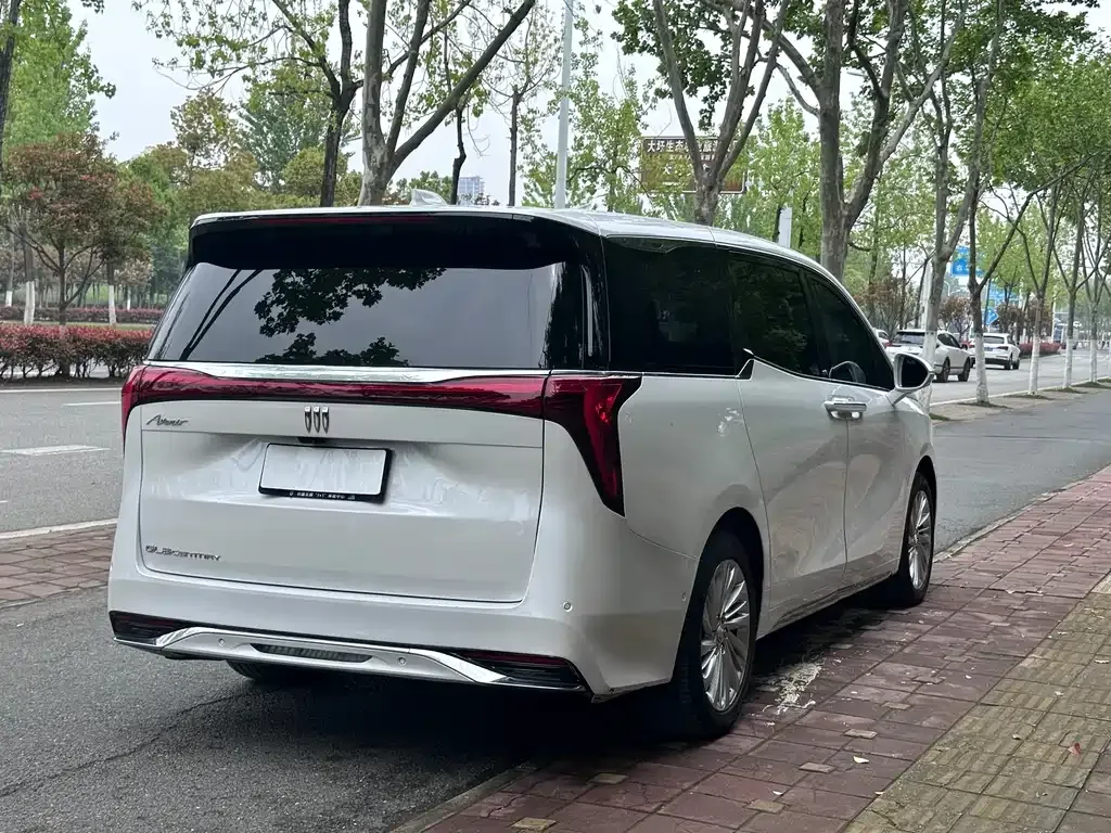 Buick Century 2023 из CN, фото 6