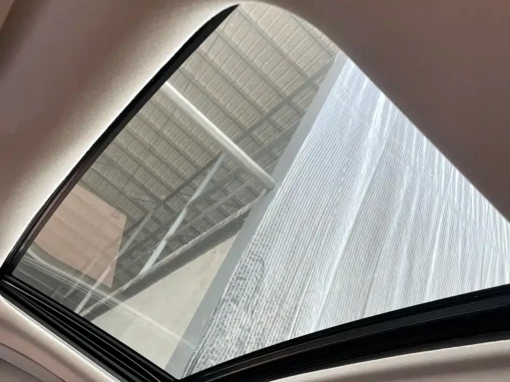 Toyota Corolla — фото 5