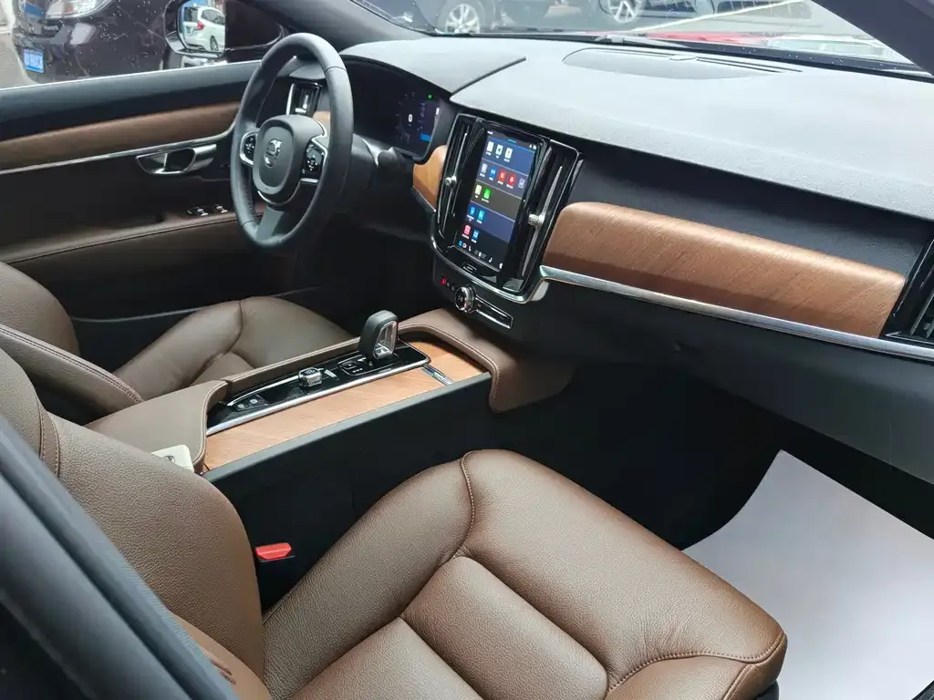 Volvo S90 — фото 3