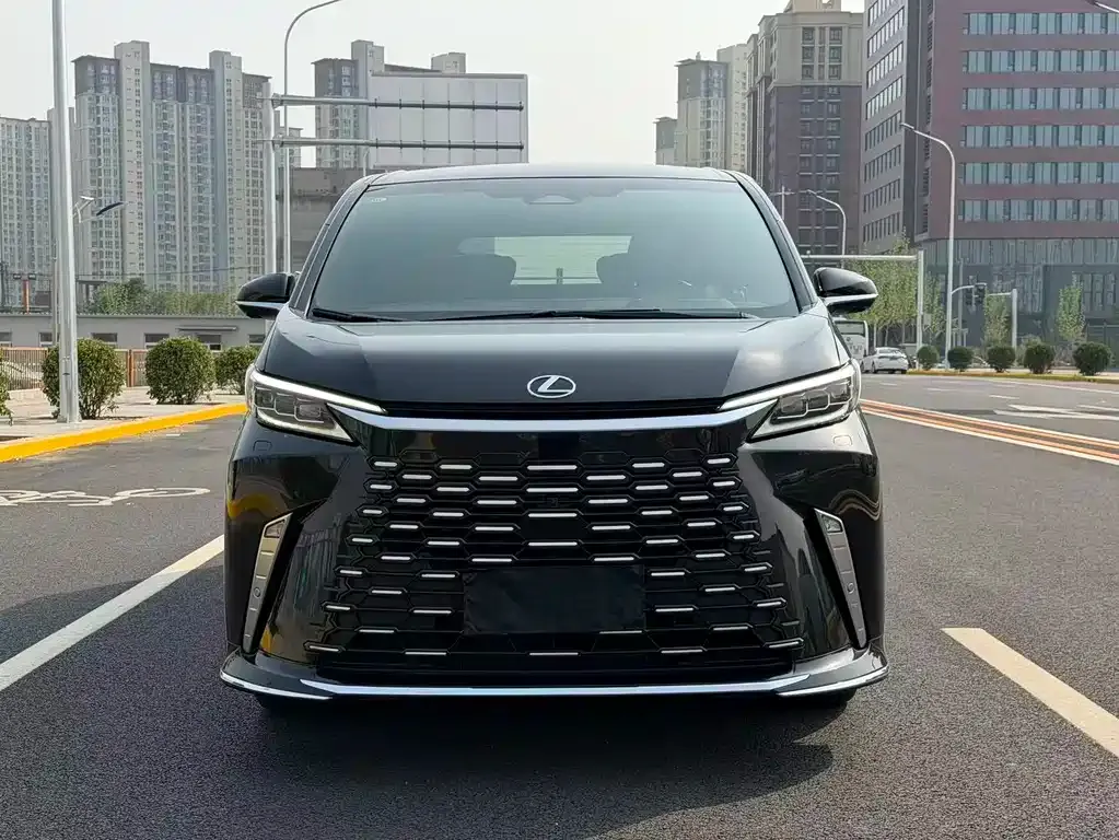 Lexus LM 2024 из CN, фото 4