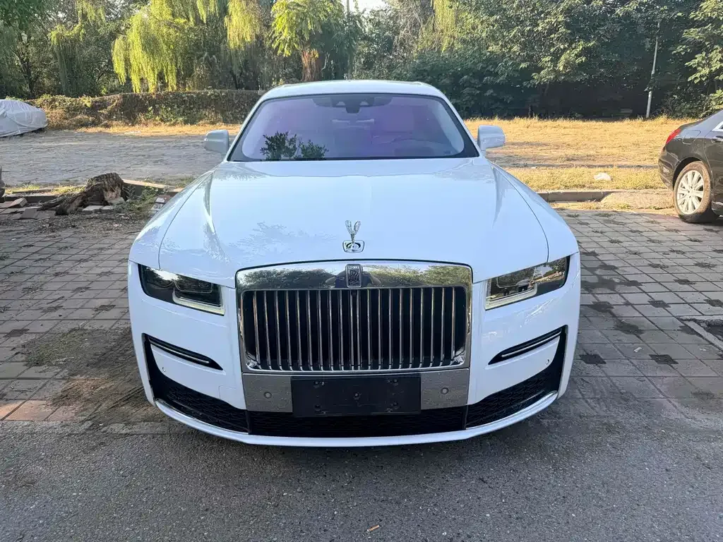 Rolls-Royce Ghost — фото 10
