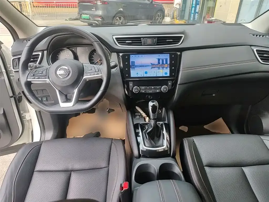Nissan Qashqai — фото 10