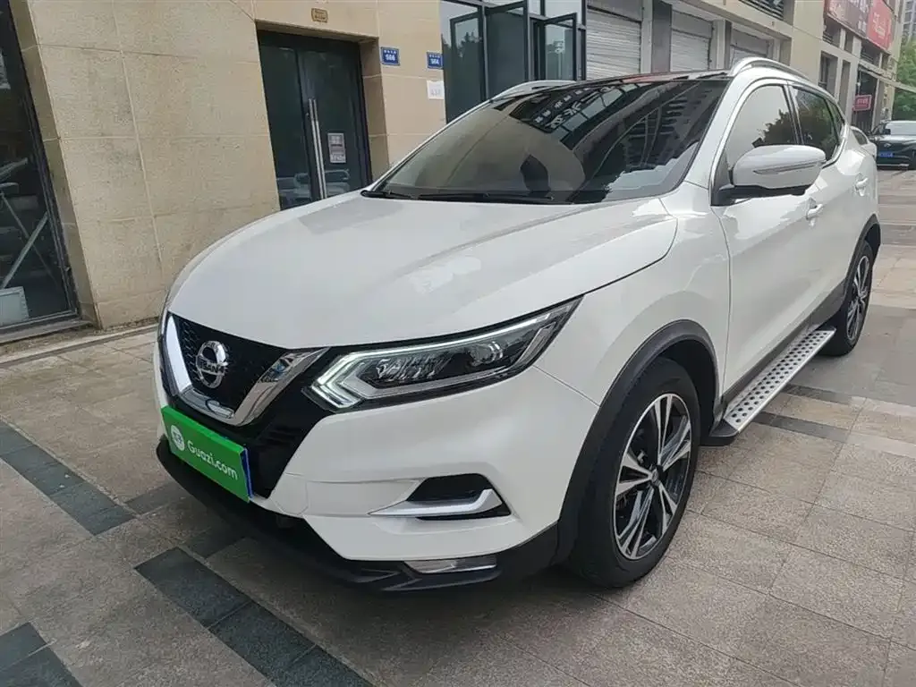 Nissan Qashqai — фото 7