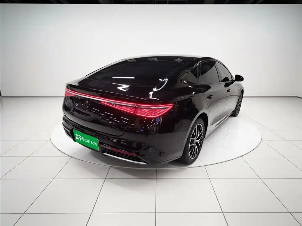 BYD Seal — фото 4