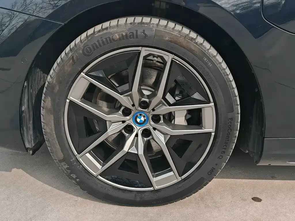 BMW i5 2025 из CN, фото 8