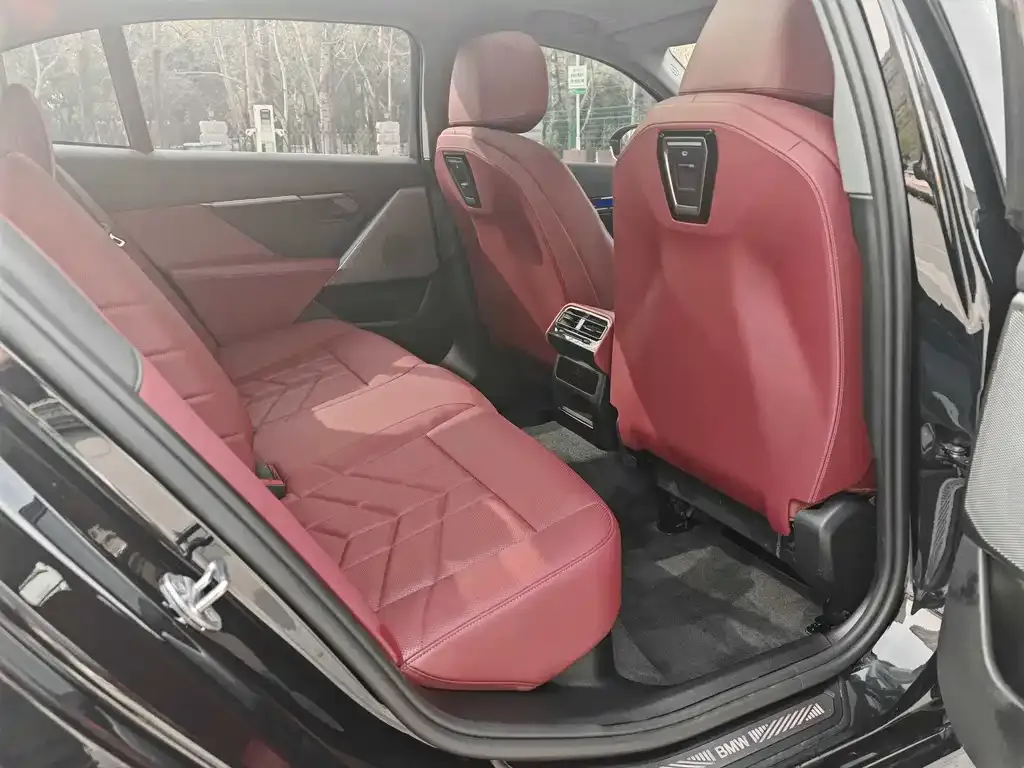 BMW i5 2025 из CN, фото 6