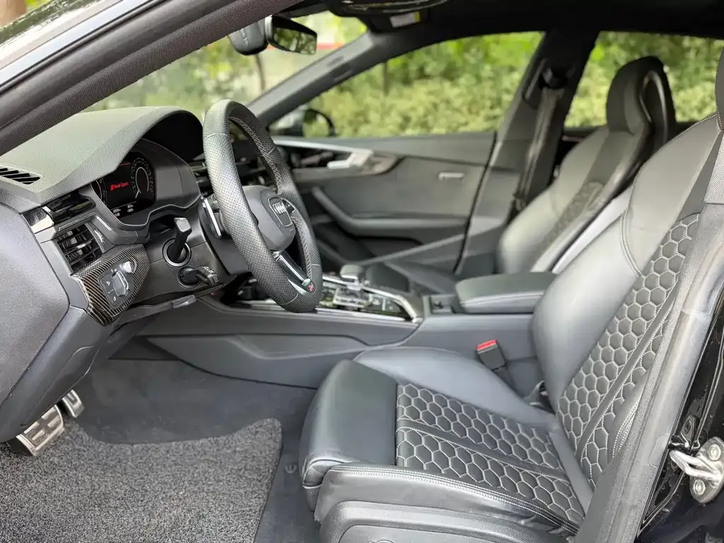 Audi RS 5 2024 из CN, фото 8