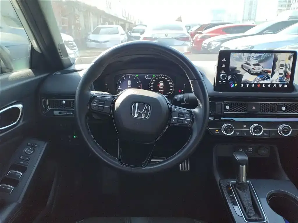 Honda Civic — фото 7