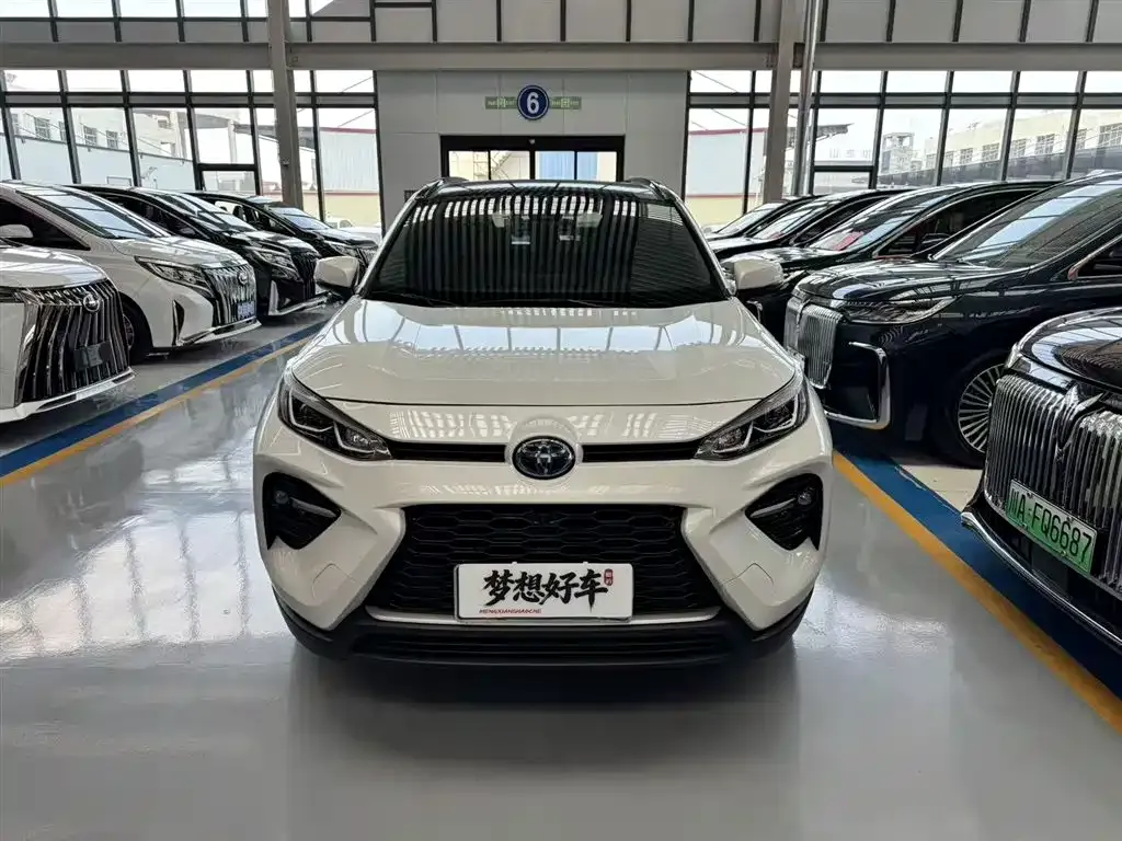 Toyota Wildlander 2023 из CN, фото 1