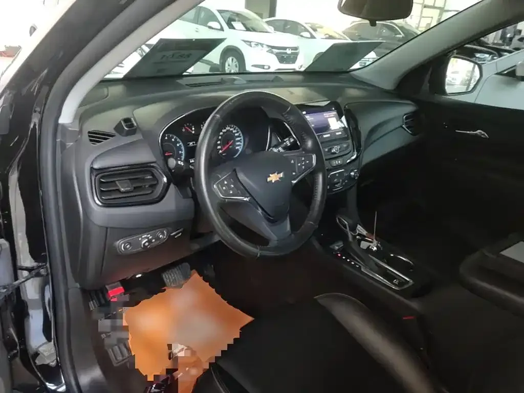 Chevrolet Equinox 2022 из CN, фото 10