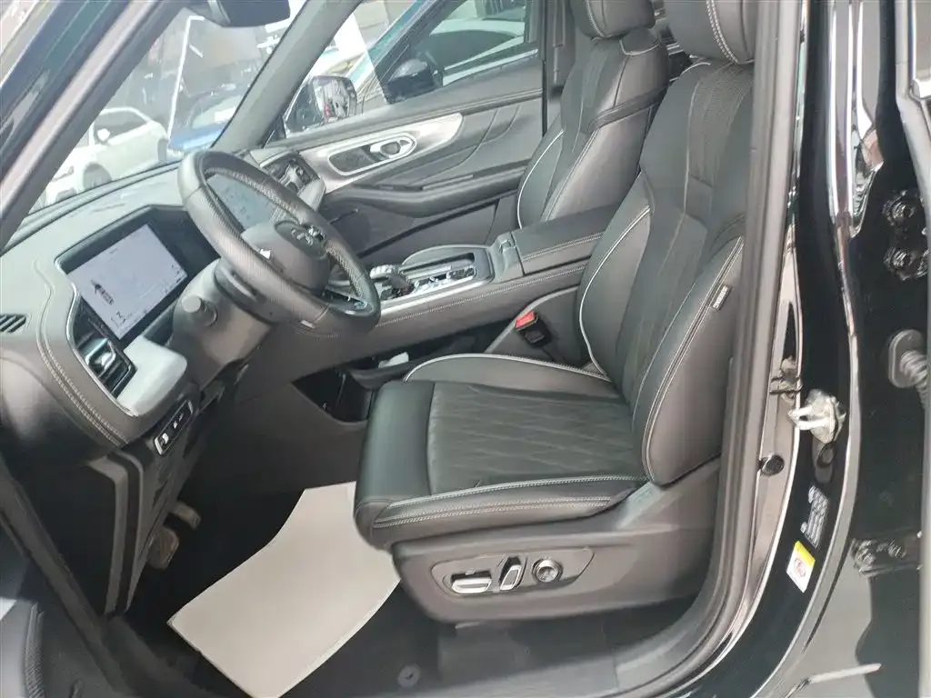 GAC Motor Trumpchi GS8 — фото 9