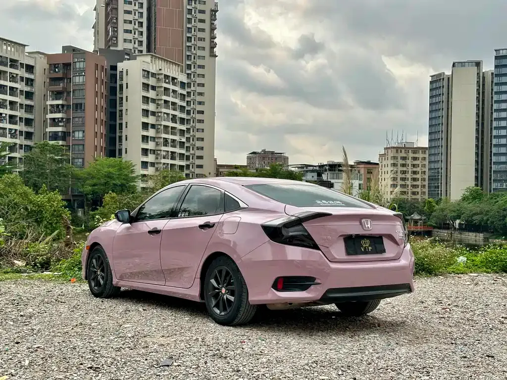 Honda Civic — фото 7