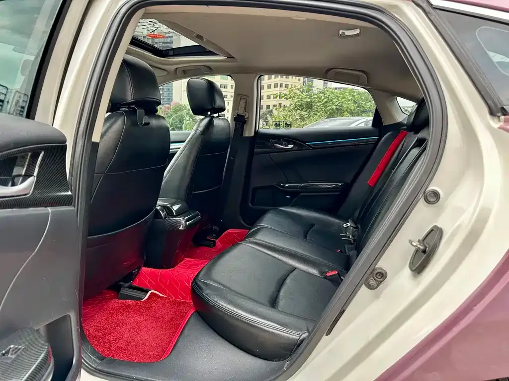 Honda Civic — фото 2