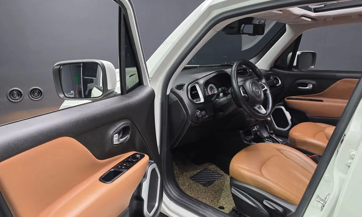 Jeep Renegade 2021 из KR, фото 10