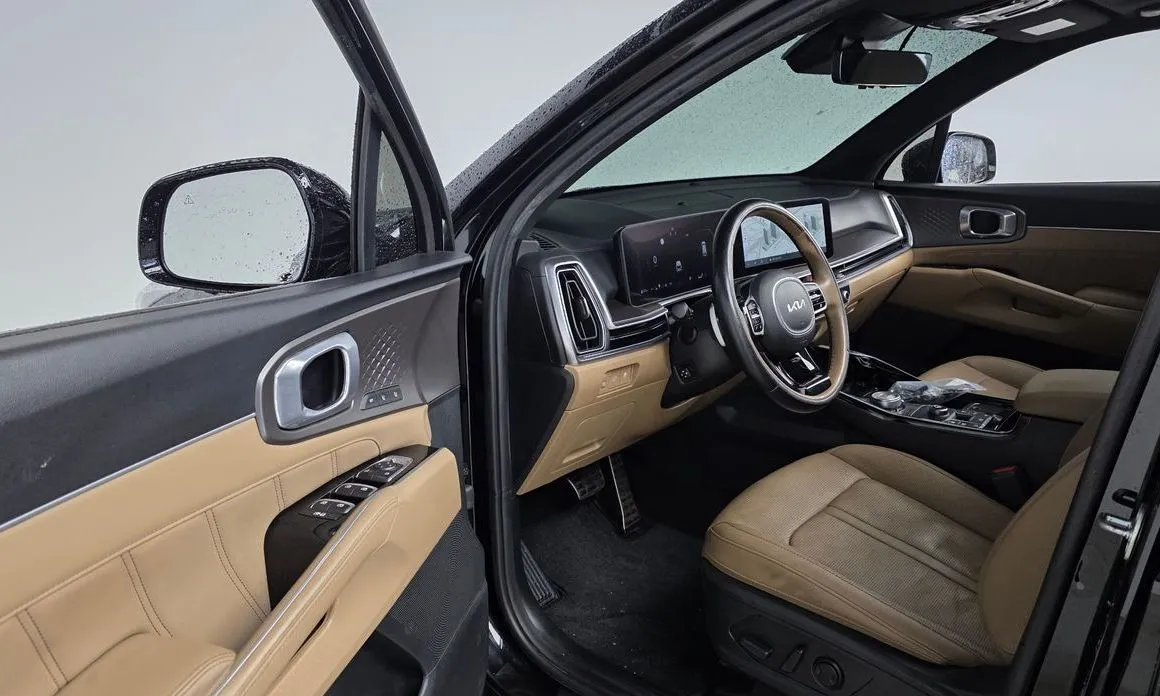 Kia Sorento — фото 7
