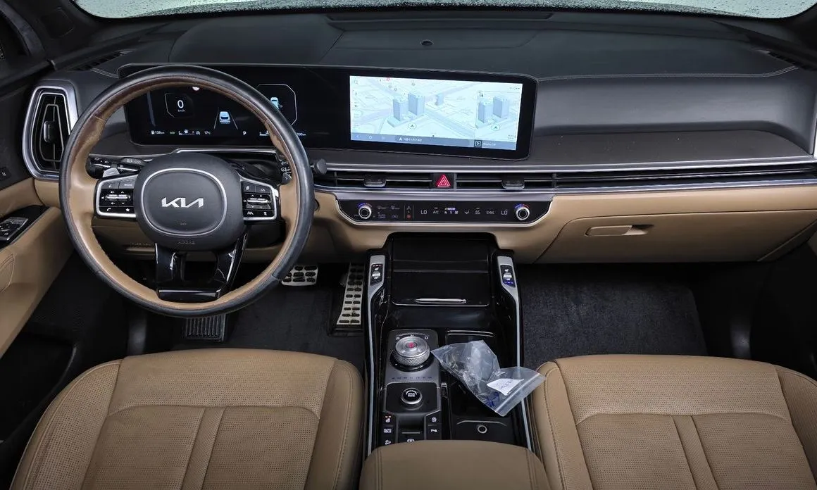 Kia Sorento — фото 4