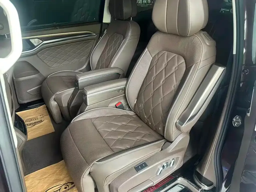 Volkswagen Viloran — фото 7