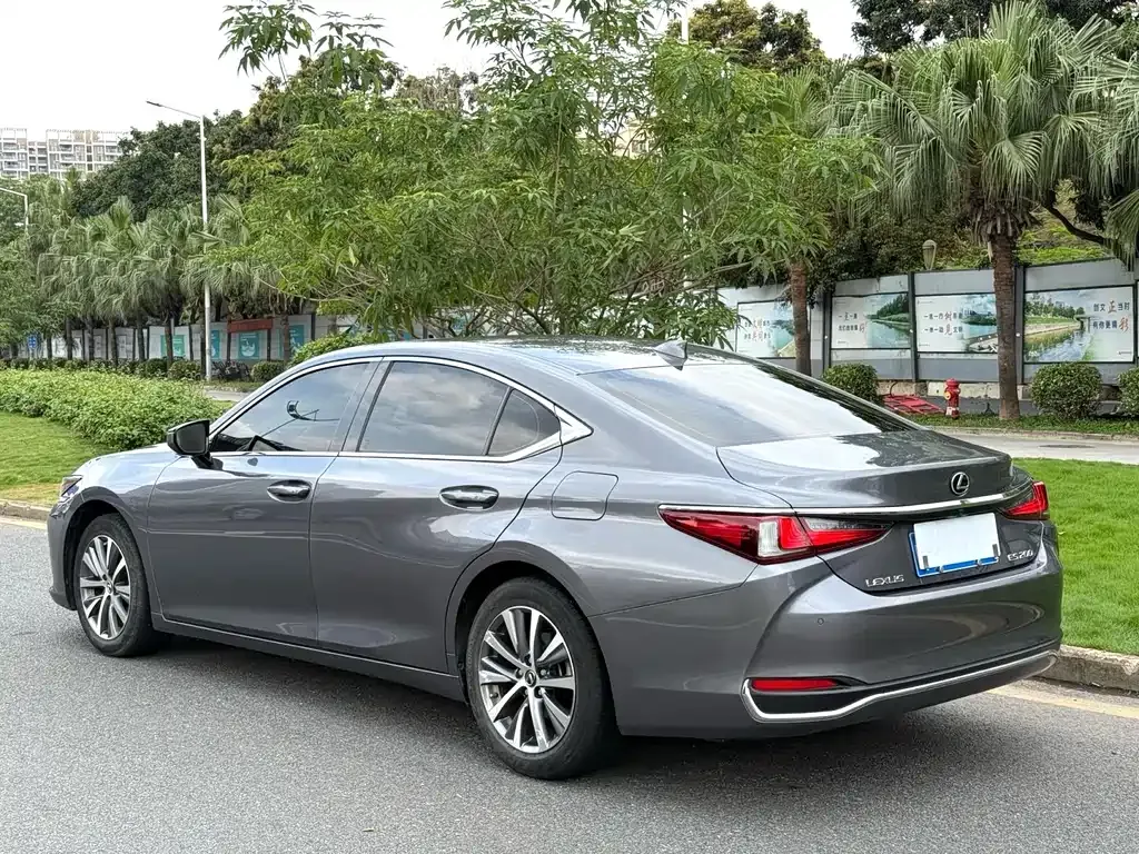 Lexus ES 2021 из CN, фото 8