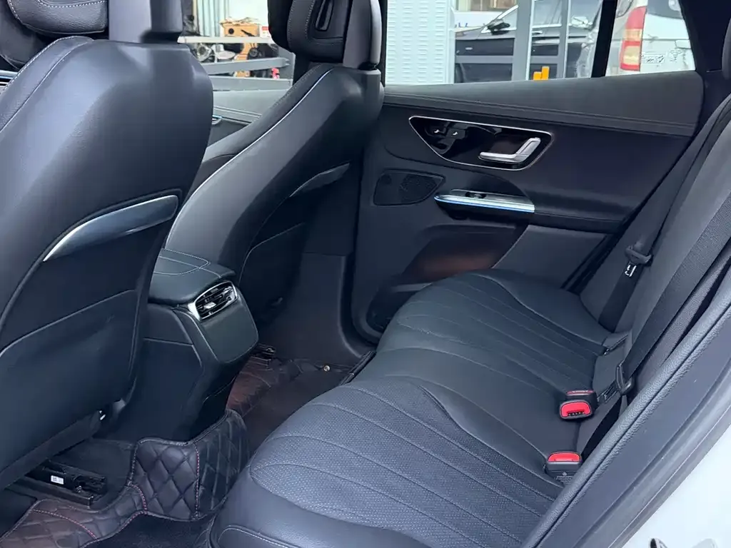 Mercedes-Benz EQE SUV 2024 из CN, фото 9