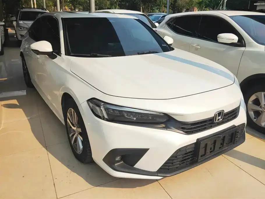 Honda Civic — фото 1