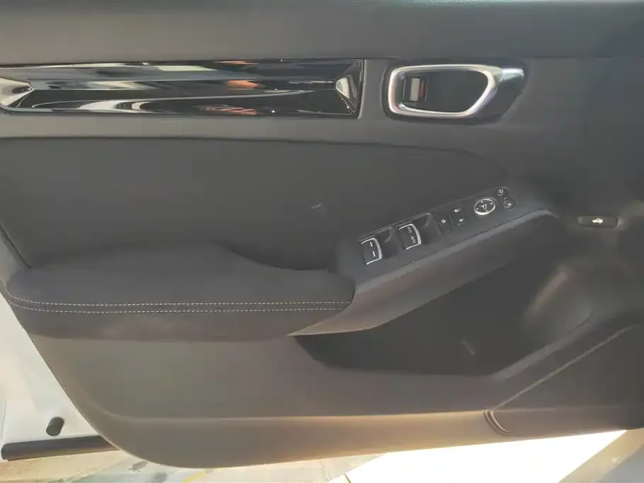 Honda Civic — фото 4