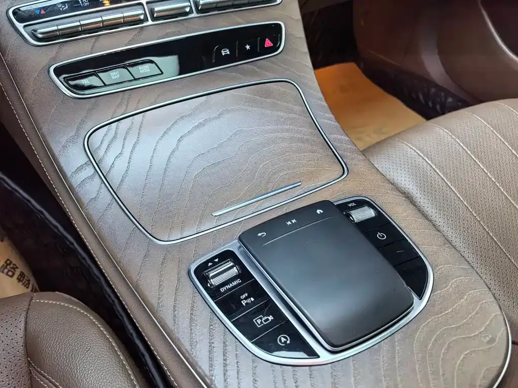 Mercedes-Benz E-Class 2021 из CN, фото 7