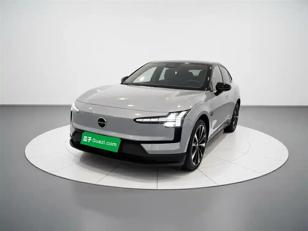 Volvo EX30 2025 из CN, фото 6