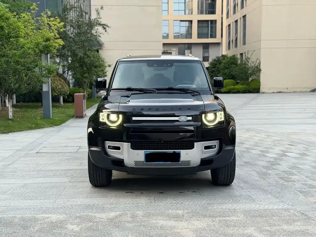 Land Rover Defender — фото 4