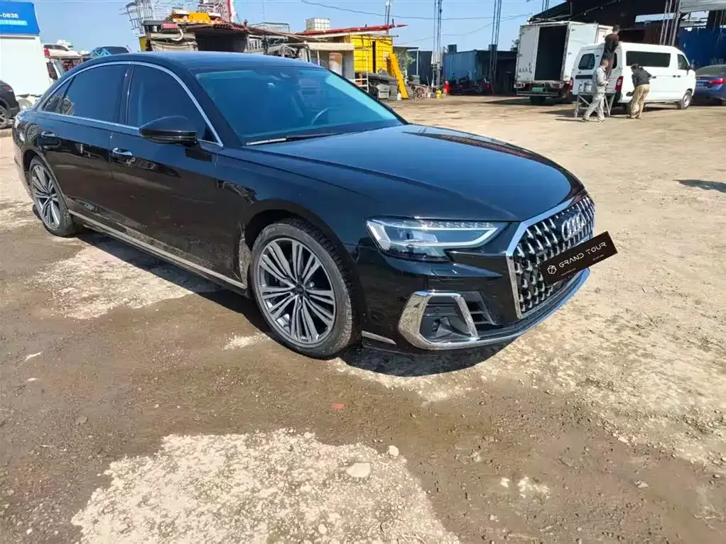Audi A8 2023 из CN, фото 8