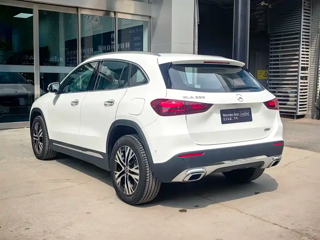 Mercedes-Benz GLA — фото 4